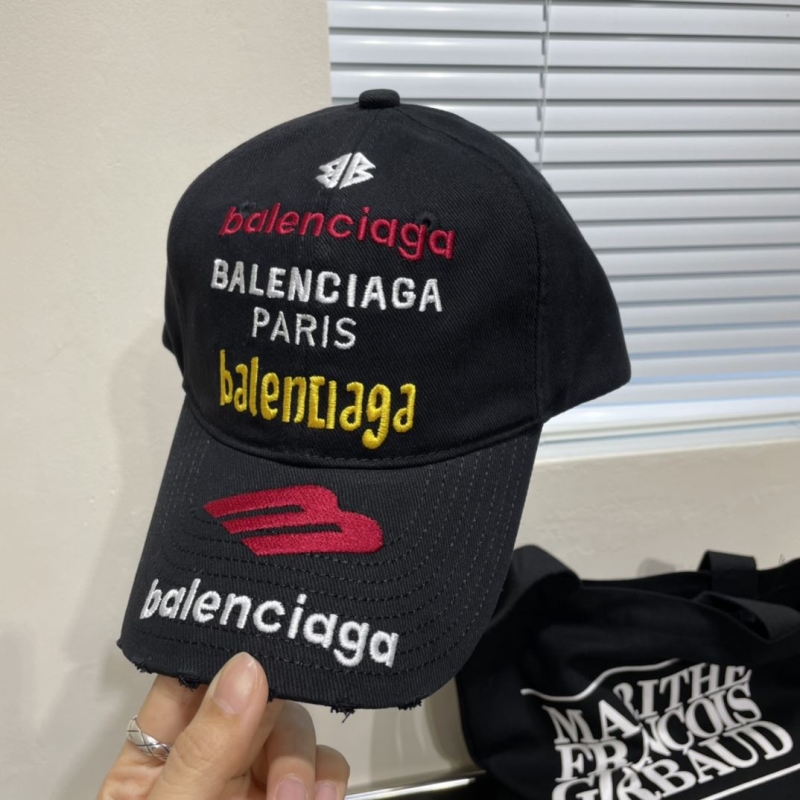 BALENCIAGA